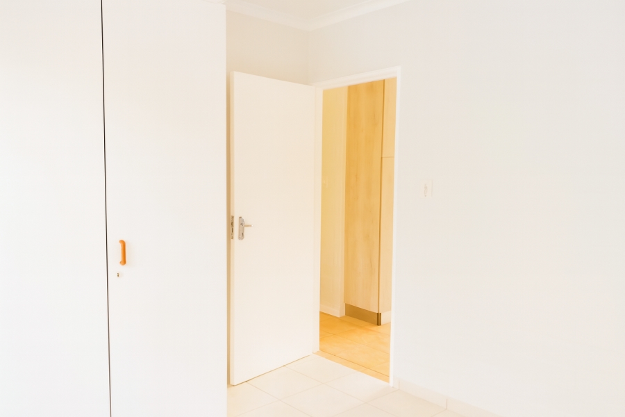 To Let 2 Bedroom Property for Rent in Table View Western Cape